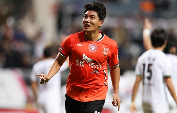 축구 <b>국가대표</b> 명단 발표-주민규 정호연 <b>이명재</b> 등 23명... 