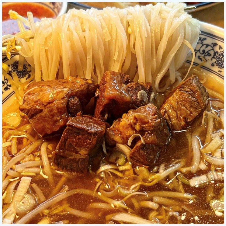  첨단애견동반식당 매콤쌀국수 맛있는 태국음식 나나방콕 광주첨단점