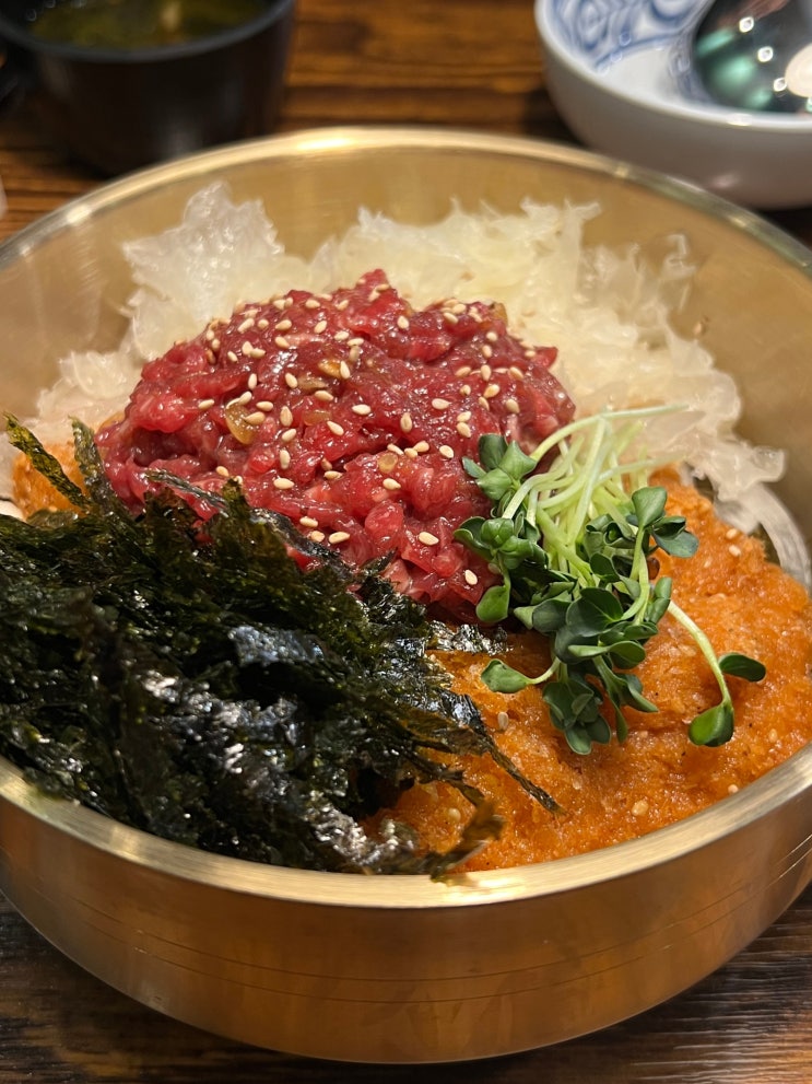  부산 부전역 육회 물회 맛집 : 천지를 먹다 서면부전본점