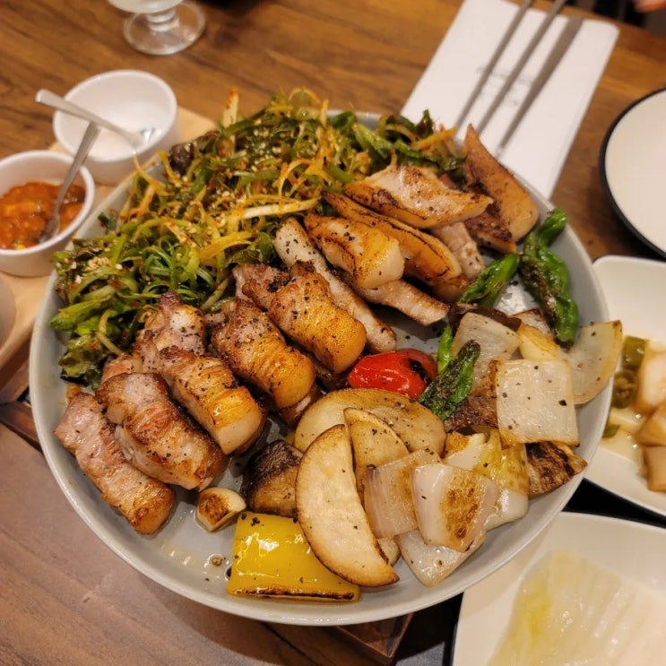 당일 예약 가능한 주안 시민공원역 근처 숙성 고기 구워나오는 프라이빗한 애견 동반 맛집 로띠에 식당