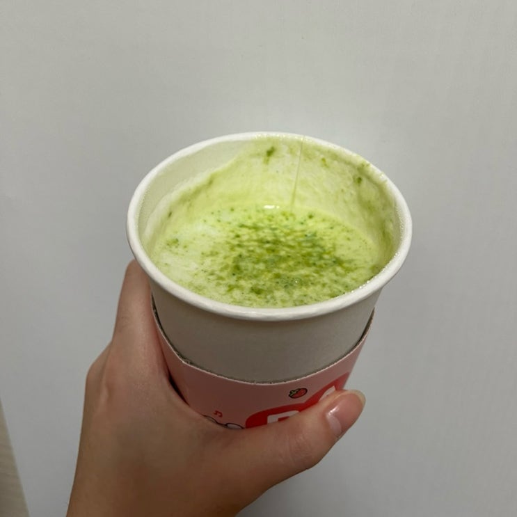  은근 괜찮은 빽다방 신메뉴 대파크림감자라떼