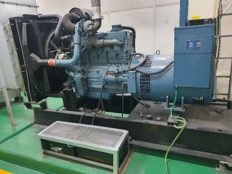  데이터센터 비상발전기 200kw 오버홀(OverHaul) 부품 교체 분해조립 작업