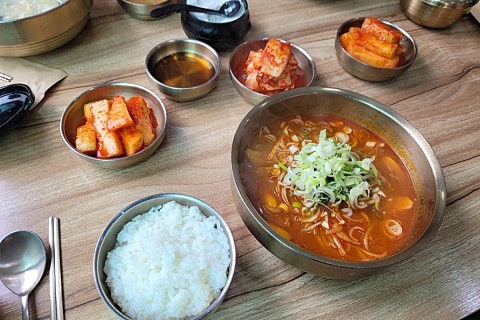 지안국밥냉면 이미지