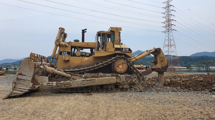 캐타필라 D11N 1992년식 9500만원 판매합니다. 캐타필라 D11N 1992년식 9500만원 판매합니다.
