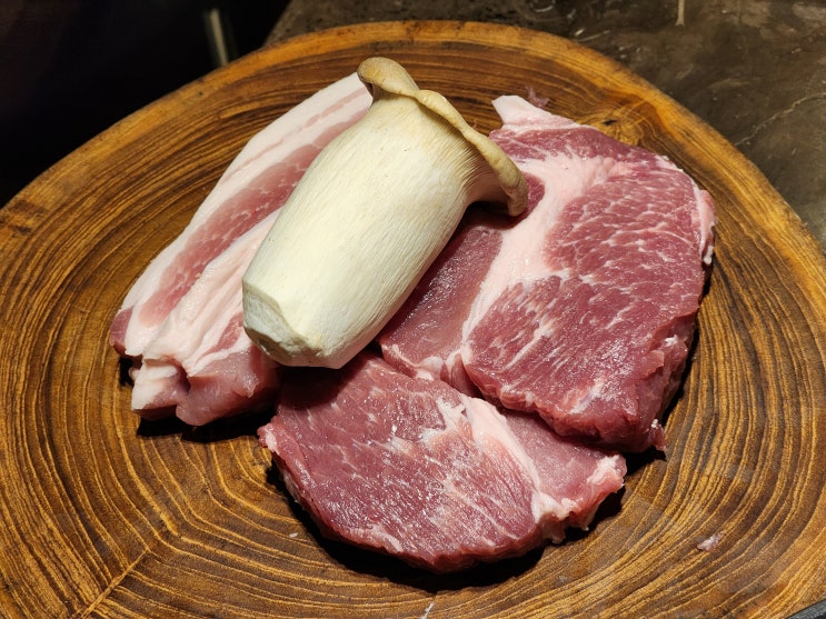  연무장길 데이트 후 찾은 서울숲 고기집 ::이우다이닝::