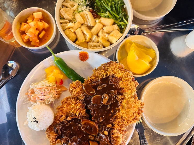  성수동 점심 맛집 한신우동 매운돈까스 존맛탱!:서울/성동구