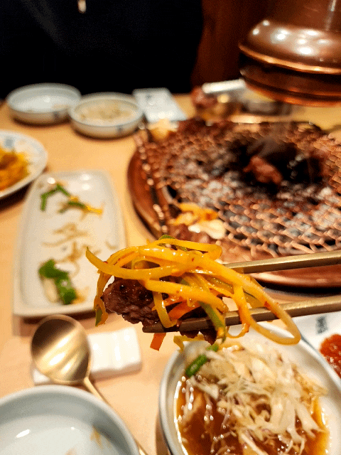  명동고기집 직접 구워주는 갈비맛집 왕비집