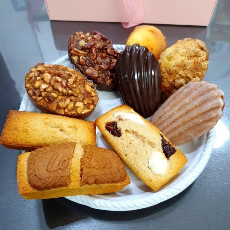  목동디저트 홀포유 휘낭시에 마들렌 구움과자 맛집 :: 선물용 디저트 추천