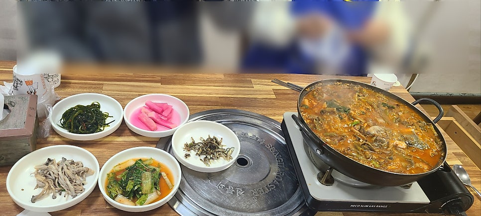 군위거매메기매운탕 대명점 사진 3