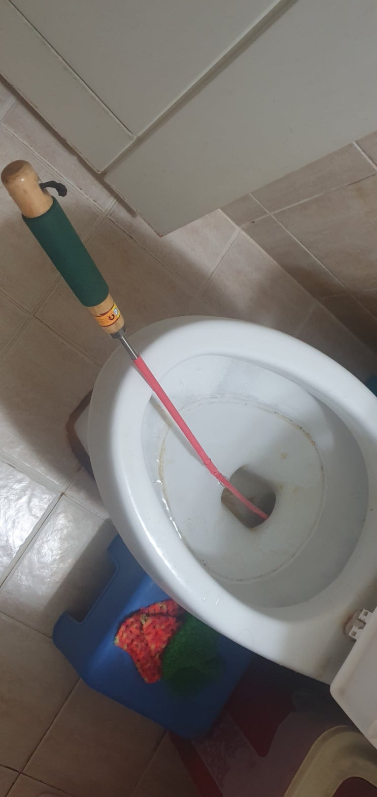  마포 변기막힘 치약이 빠졌어요 / 신공덕삼성래미안2차 아파트