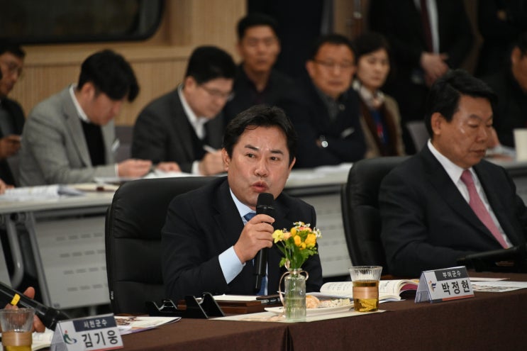 (3월14일)<b>박정현</b> <b>군수</b> 어디 갔다왔나? (<b>부여</b>소식)