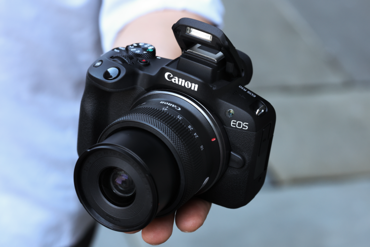  가성비카메라추천 캐논 EOS R50 vs 소니 A6400 미러리스카메라