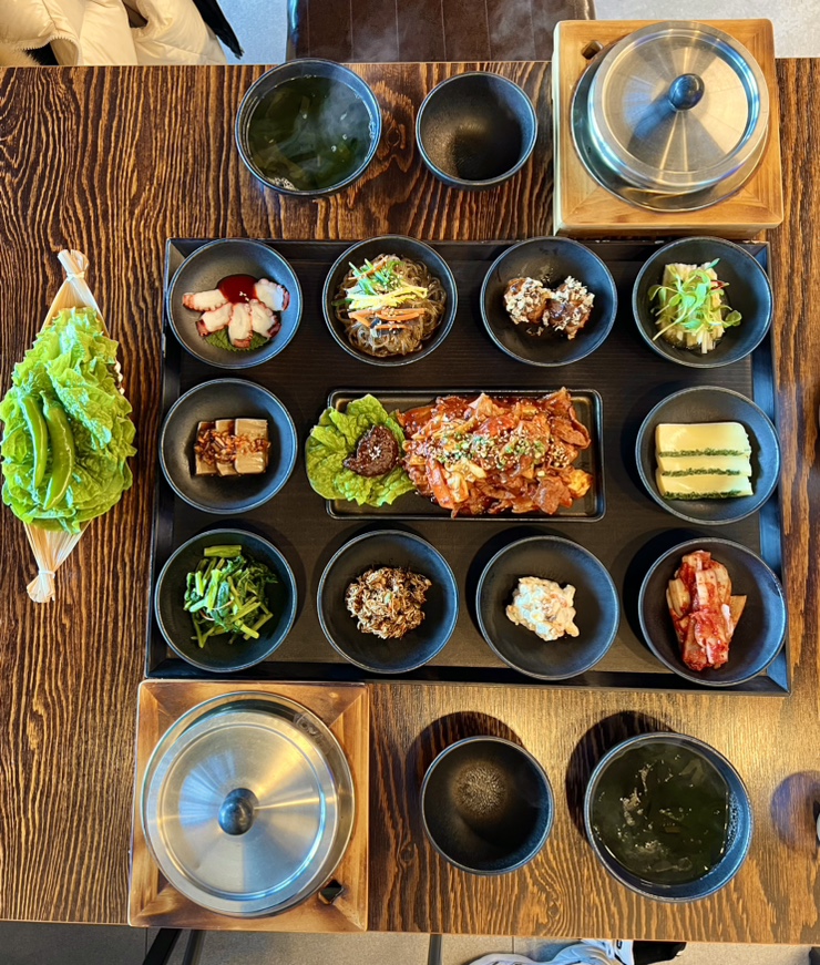  [서귀포 맛집] 산방산 유채꽃밭 근처에 위치한 서귀포애견동반 한정식 맛집 " 사계꽃담집"
