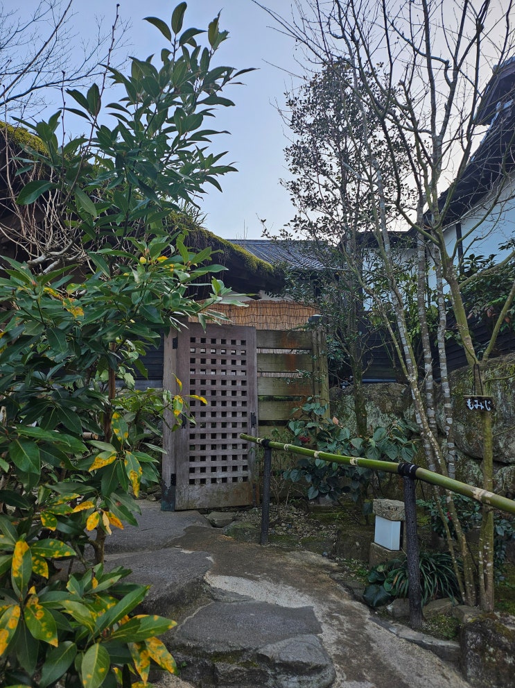  3박4일 일본 후쿠오카 가족여행 : 세이류온천, 무료셔틀버스 타는법, 효탄스시, 하카타 나베 맛집, 파르페맛집