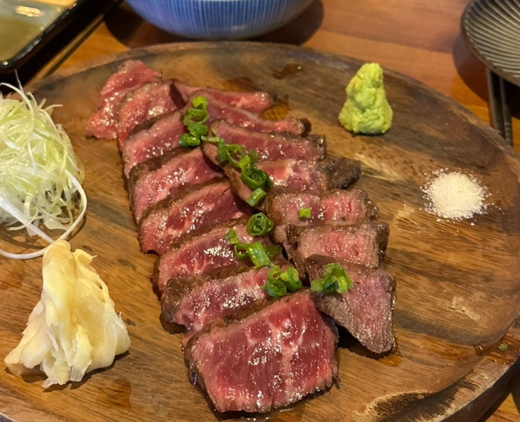  연남짚, 짚불로 구운 살치살 타다끼가 맛있는 연남동 이자카야