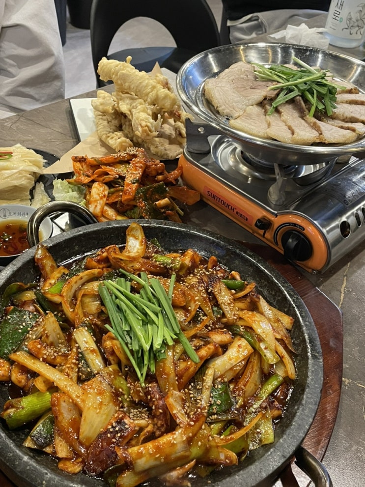  평택 고덕신도시 돌판오징어볶음 꽃삼겹수육 맛집 오적회관