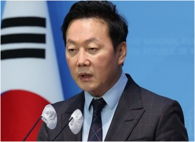 <b>안규백</b> "<b>정봉주 막말</b>, 금명간 결론…공천취소땐 제3의 인물... 