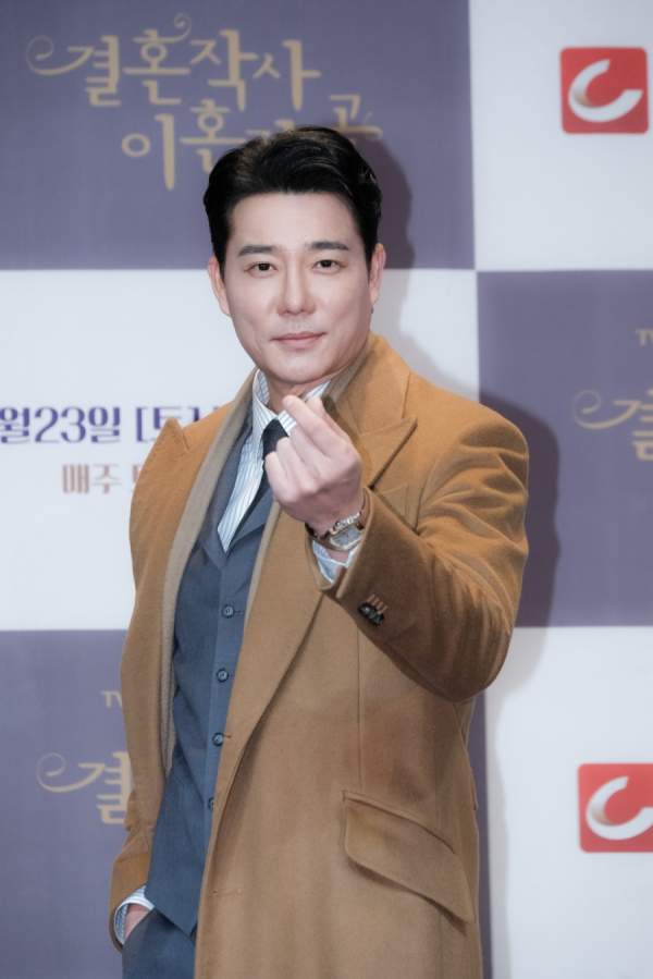 <b>이태곤</b> 재벌과 결혼설 <b>쌍둥이</b> 자녀? '<b>살림남</b>'서 루머 해명
