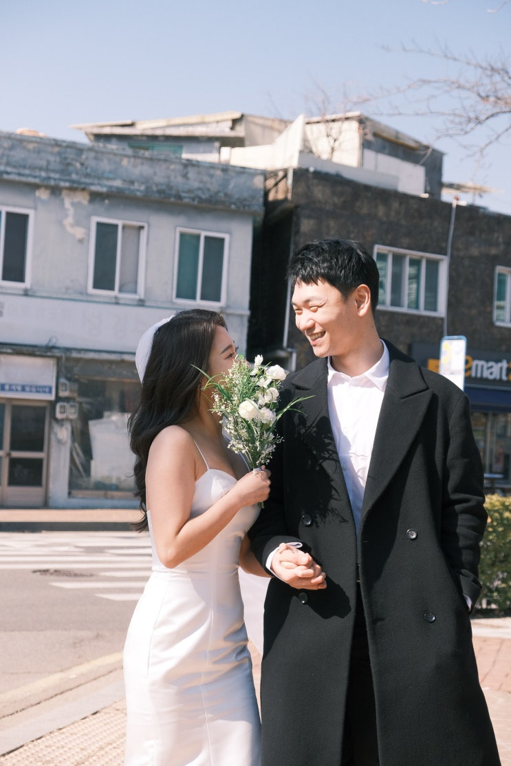  W5. 야외웨딩스냅에서 완벽한 웨딩 룩을 만들어줄 인천 웨딩메이크업 & 헤어 전문 뷰티조에