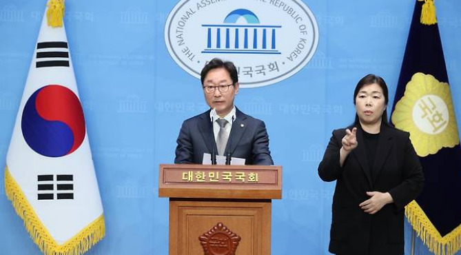 민주당 경선, 박지원 정동영 생환, <b>전해철</b> 고용진 등 현역의원... 