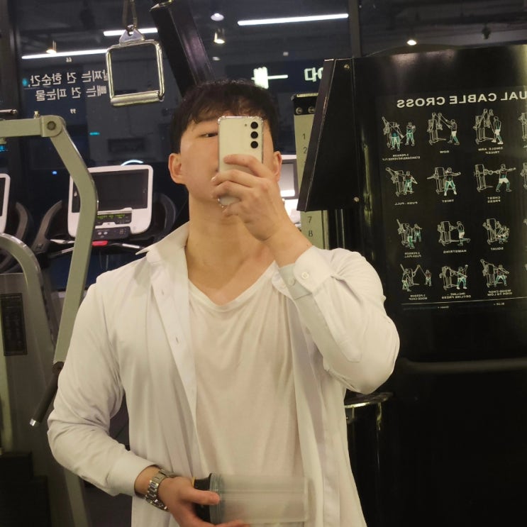 머슬핏 상체 등근육 240313 만드는 등 운동 머슬핏 상체 등근육 240313 만드는 등 운동
