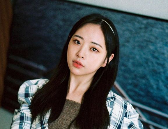 이재욱<b>카리나</b> 조롱 논란… 前<b>오마이걸</b> 진이, 2차 사과