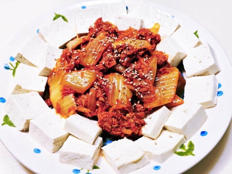  참치 두부김치 레시피 들기름 살짝 둘러 쉽고 맛있게 만들기 / 칼로리 알아봐요