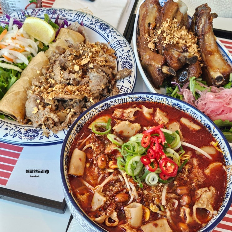  서울역 맛집 역사 3층에 위치한 베트남 음식점 땀땀