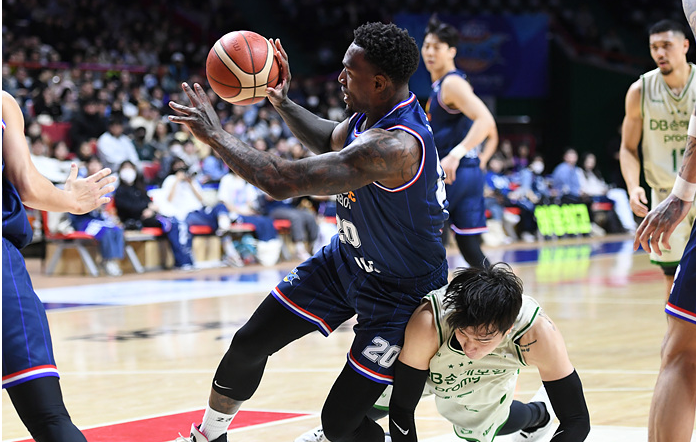  2024년3월17일 부산 KCC 이지스 수원 KT 소닉붐 [ KBL 농구 경기 분석 ] : "스포라이브 승부 예측 게임" + 무료머니증정