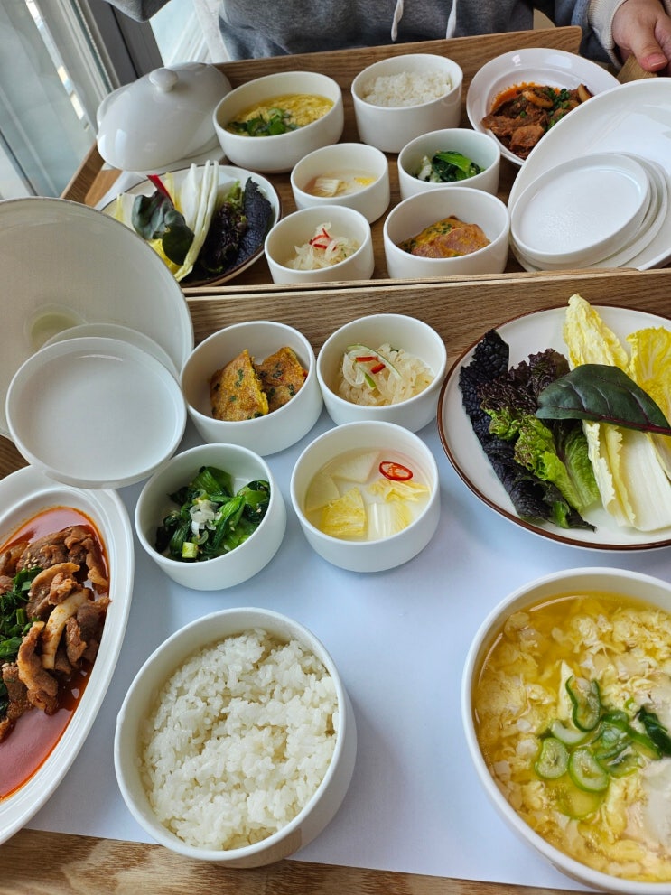 산후조리원 생활 part.1  [라희 시점]