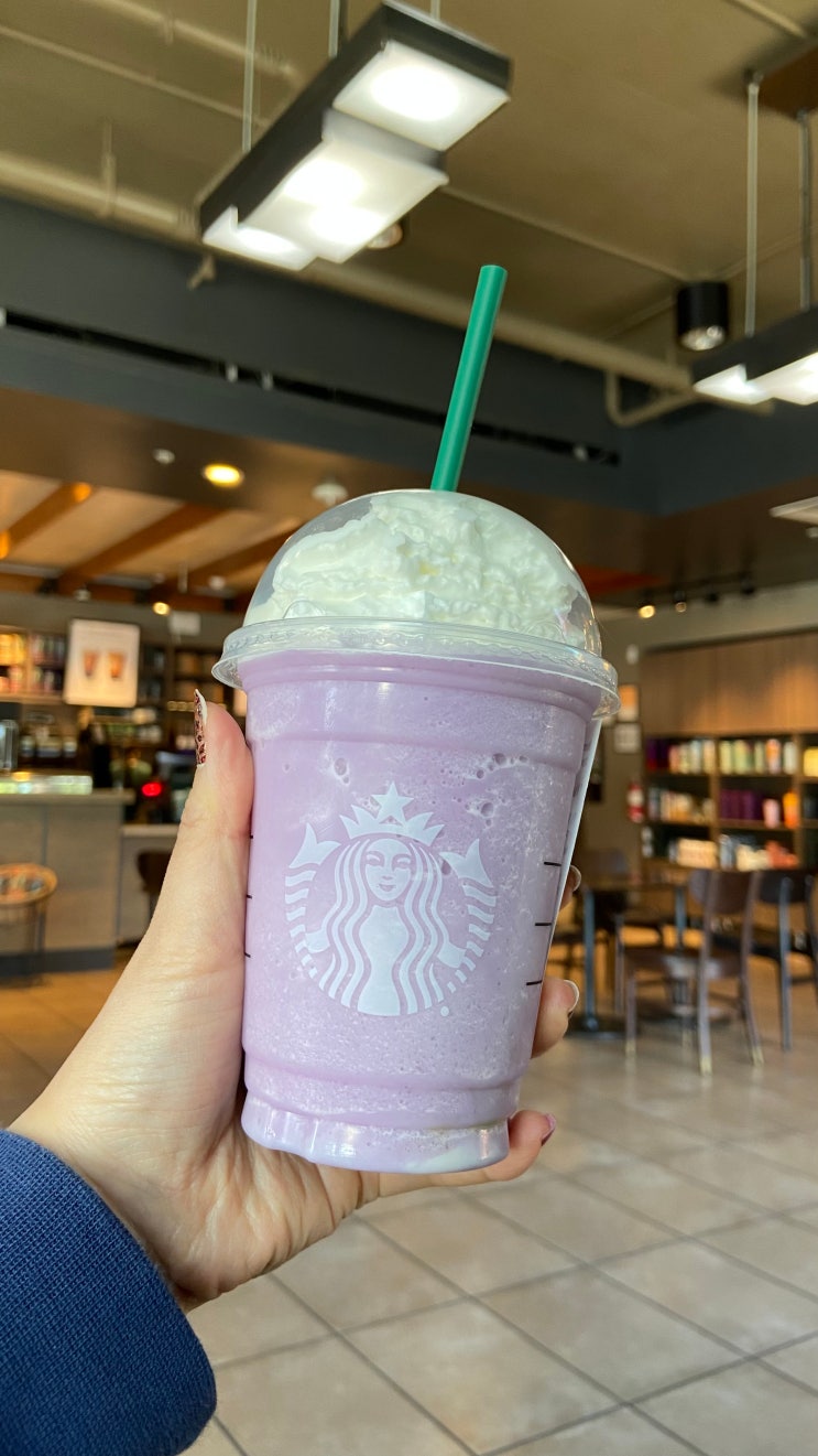  [Starbucks] 미국 스타벅스 라벤더 크림 오트밀크 마차, 라벤더 크림 프라푸치노 커스텀 Lavender Cream Oatmilk Matcha, Frappuccino