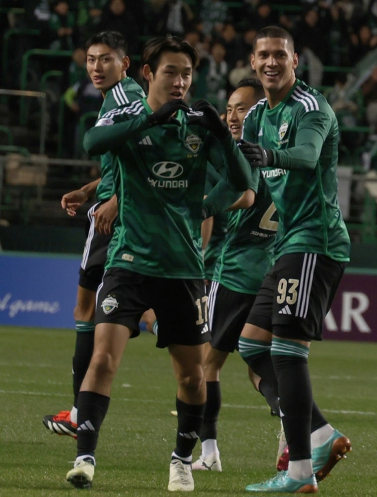축구대표팀 <b>엄원상</b> <b>부상</b> 낙마 <b>송민규</b> 대체 합류 이승우 또 탈락