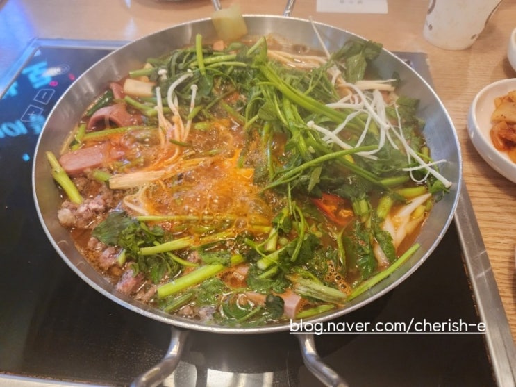  [경기 군포] 산본 맛집 1967 부대찌개연구소