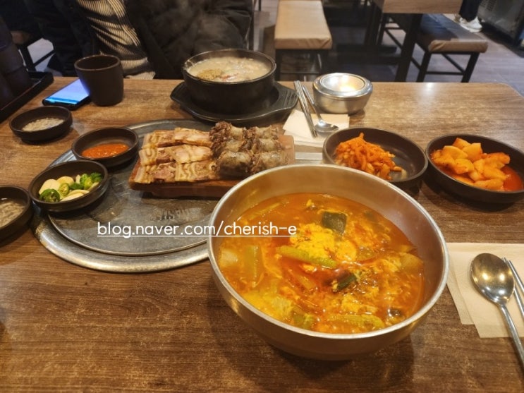 [경기 안양] 인덕원 맛집  담소소사골순대육개장 안양두산벤처다임점