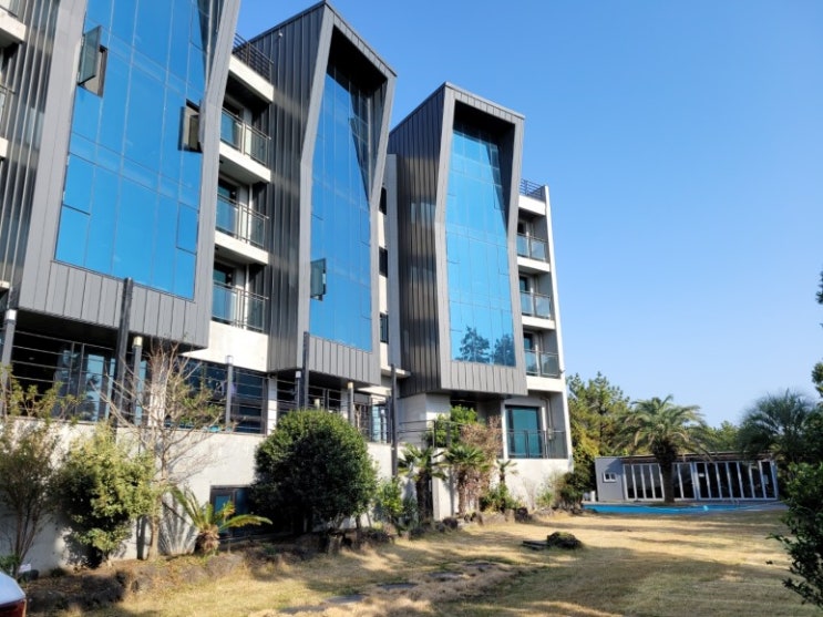  《제주도호텔매매》 서귀포시 중문 바다 조망 호스텔 매매