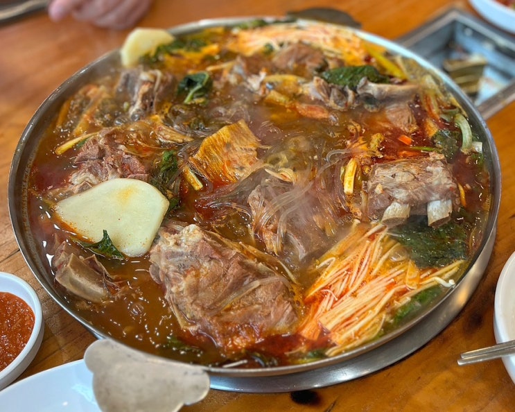 부산 영도 봉래동맛집 맛나감자탕 봉래점