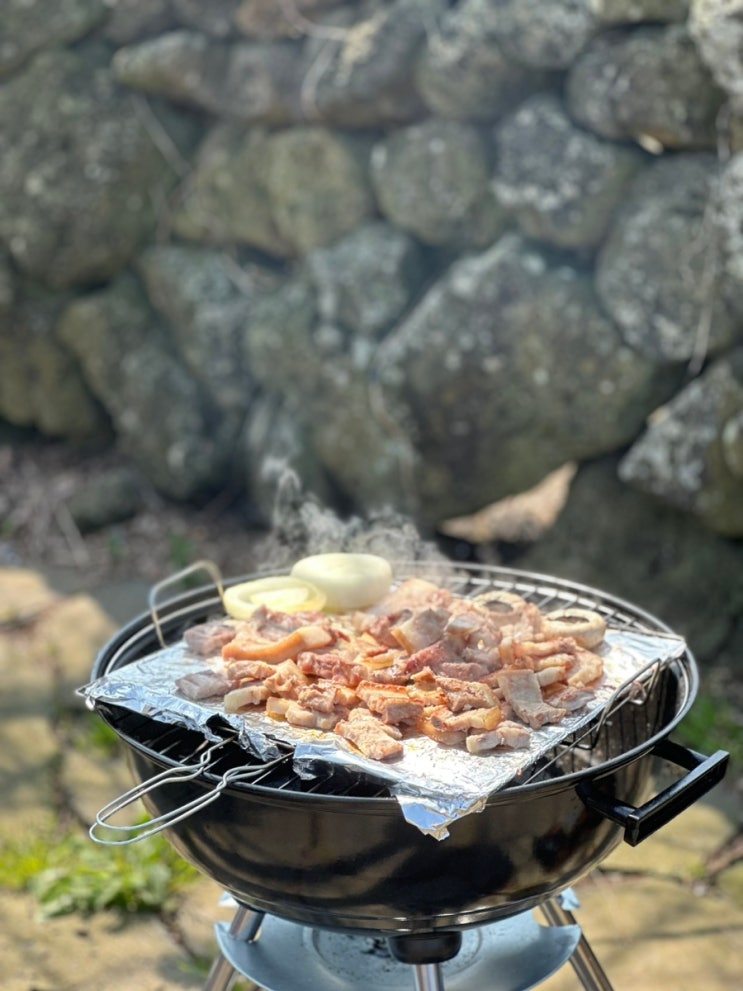  [제주 스테이] 바베큐 가능한 제주독채숙소에서의 맛있는 ‘삼시세끼’ - 제주감성숙소 ‘풀꽃 3’ 에서  (feat.동네카페)