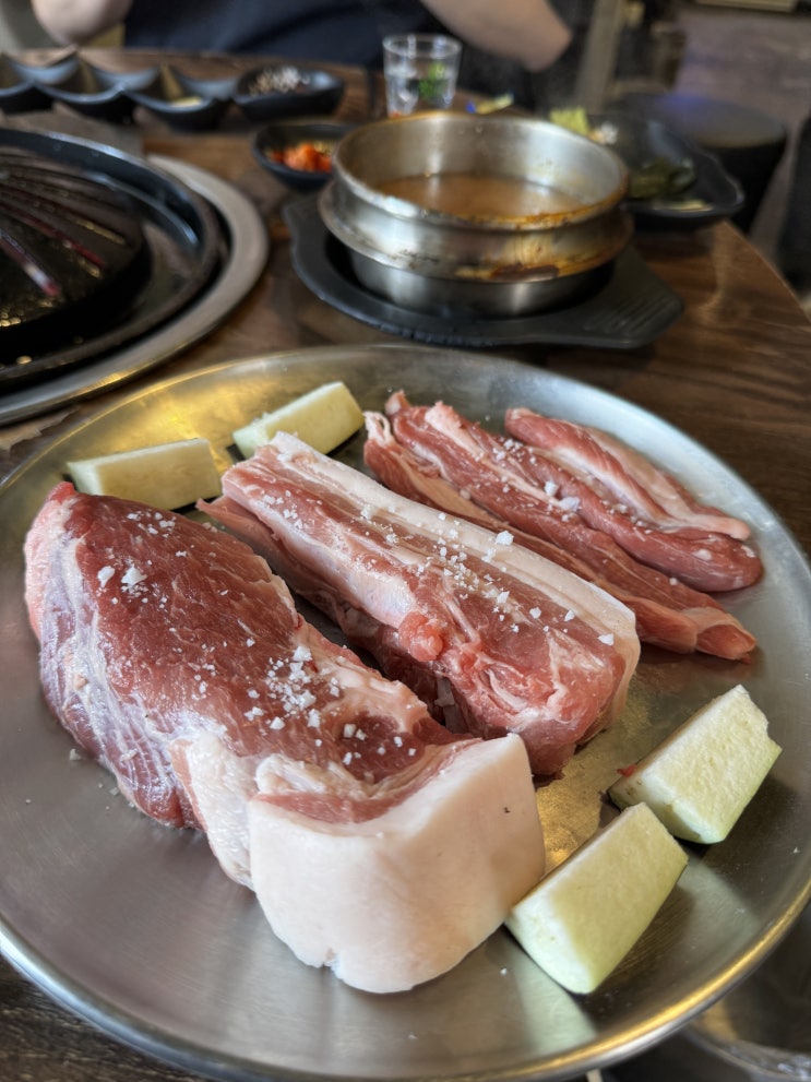  [압구정로데오맛집] 애월식당 압구정점 - NCT맛집 제주도 흑돼지