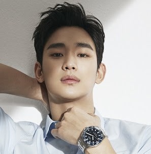  김수현 데뷔 초부터 드라마 군대 드림하이 해품달 별그대 서예지