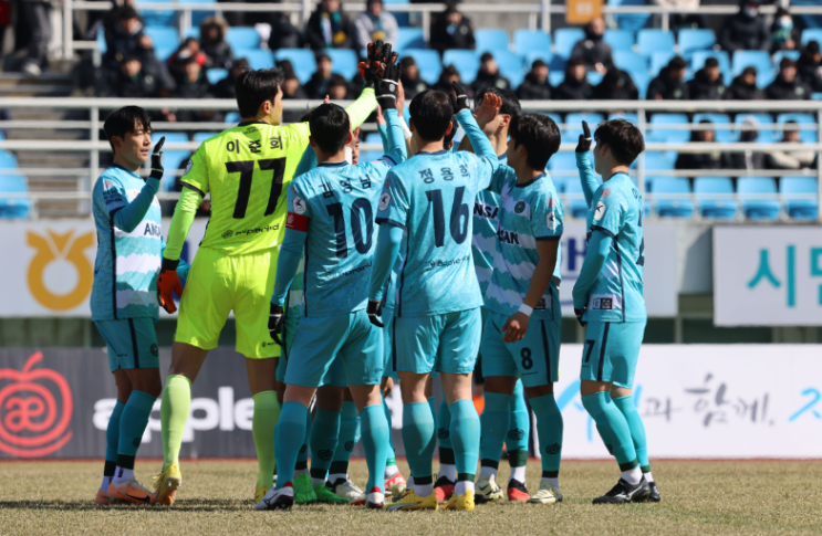2024년 03월 17일 안산 그리너스 화끈한 공격 축구 vs 수원 삼성 우승 도전: K리그2 2024 3R 2024년 03월 17일 안산 그리너스 화끈한 공격 축구 vs 수원 삼성 우승 도전: K리그2 2024 3R