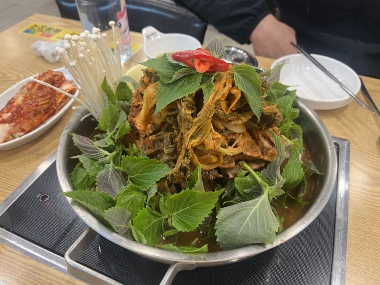  [인천 가좌동 맛집] 살이 가득있는 이바지감자탕에서 산더미감자탕 중 먹기_내돈내산