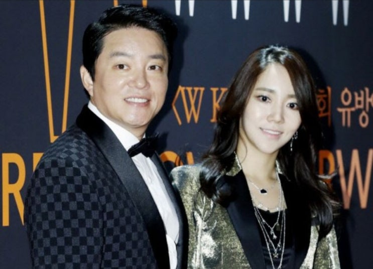 <연예가핫이슈> 이범수, 이윤진과 결혼 14년 만에 파경..."이혼 조정 중" <연예가핫이슈> 이범수, 이윤진과 결혼 14년 만에 파경..."이혼 조정 중"