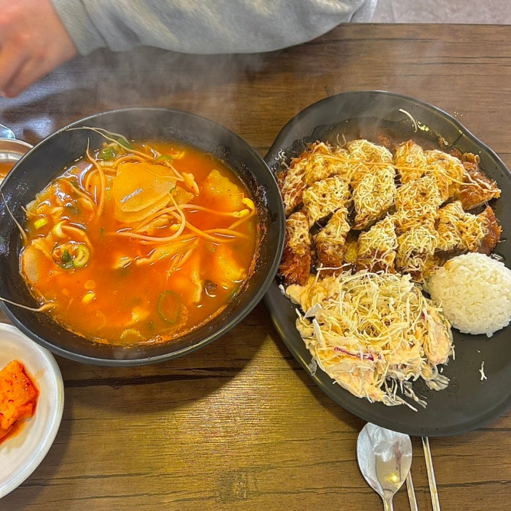  [울산 강동 산하 맛집] 강동사람은 다 안다는 ‘기와집 수제비’