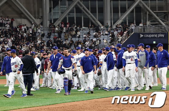 선발 <b>후라도</b>는 오타니 상대 2탈삼진 기록,키움 <b>송성문</b>... 