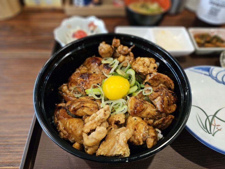  서초교대맛집 배키욘방 교대점 혼밥 야키도리동 일식덮밥 내돈내산 후기