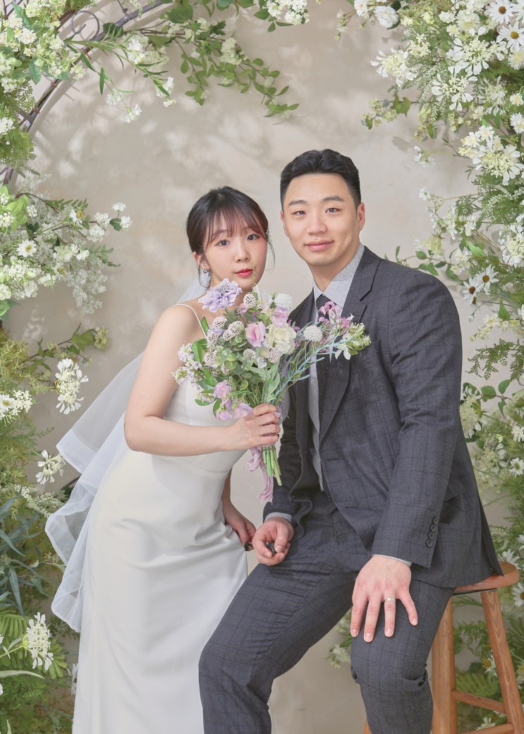  셀프 웨딩 촬영 [쿠르티스튜디오] 드레스 대여 + 이용 꿀팁