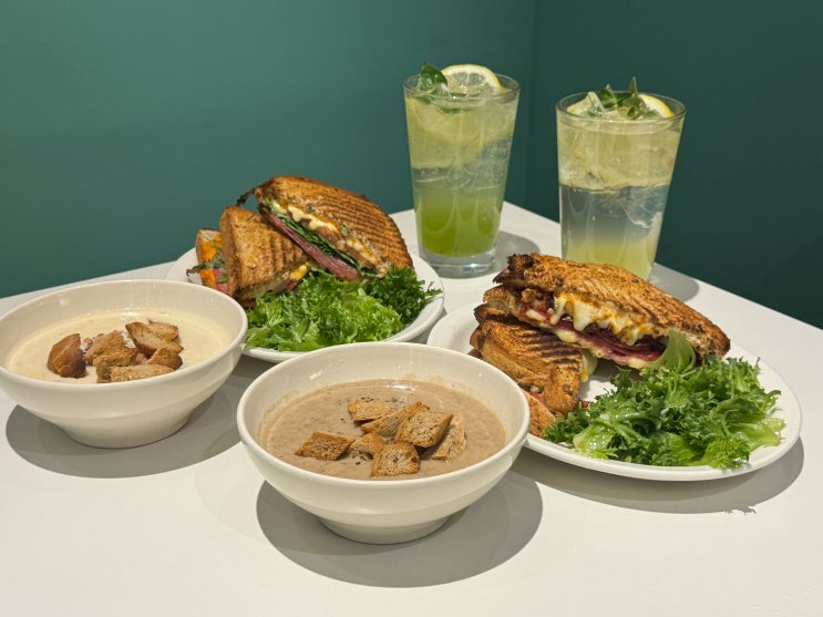 합정샐러드맛집 크리스피프레시에서 신메뉴 파니니 즐기기