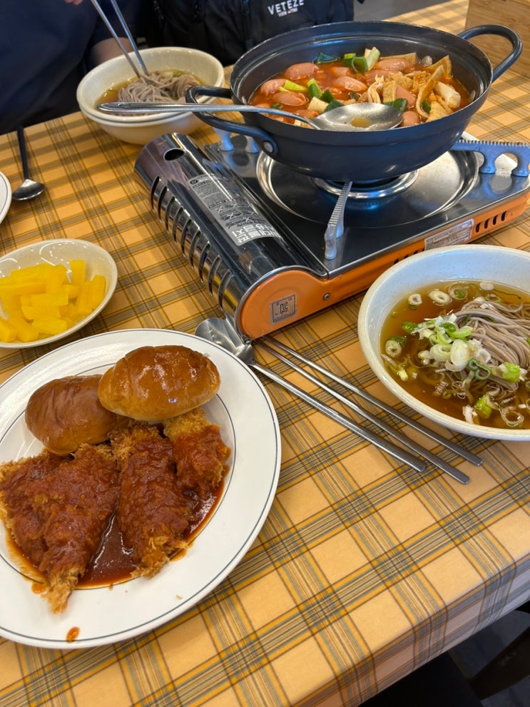  [포천] 11,000원으로 돈까스, 떡볶이, 냉모밀 무한리필뷔페 <돈스훼미리> 간단 후기글!