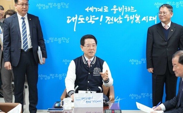  전남도 통합국립의과대학안 정부 건의하여 유치한다