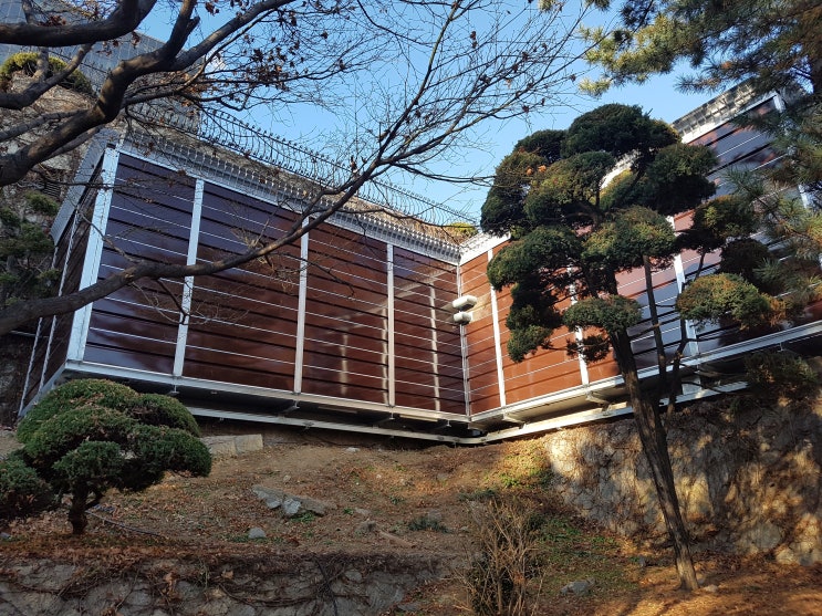  하얏트 호텔 빙상장 결빙을 위한 냉각기 소음대책